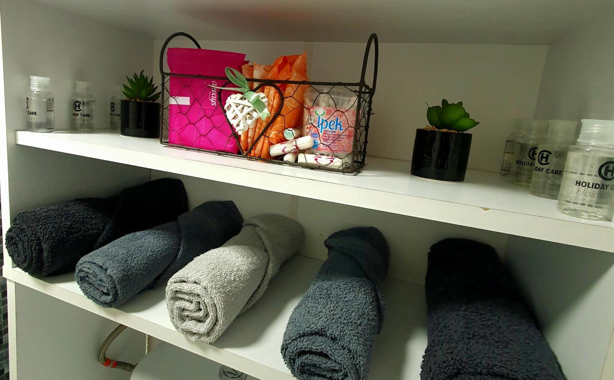 Apartament Lupeni Lupeni  Buitenkant foto
